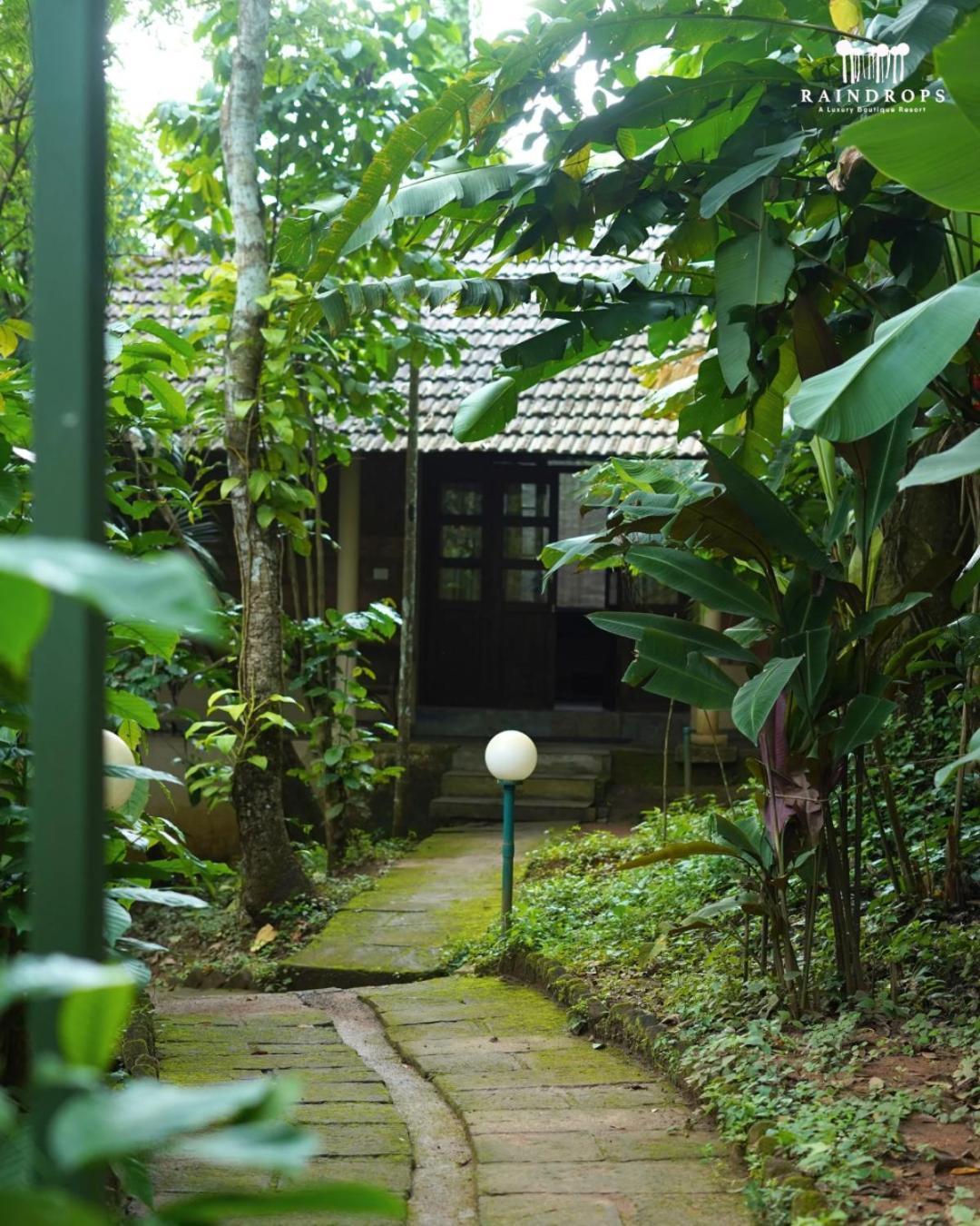 Raindrops Resorts Wayanad Szultán Bathery Kültér fotó