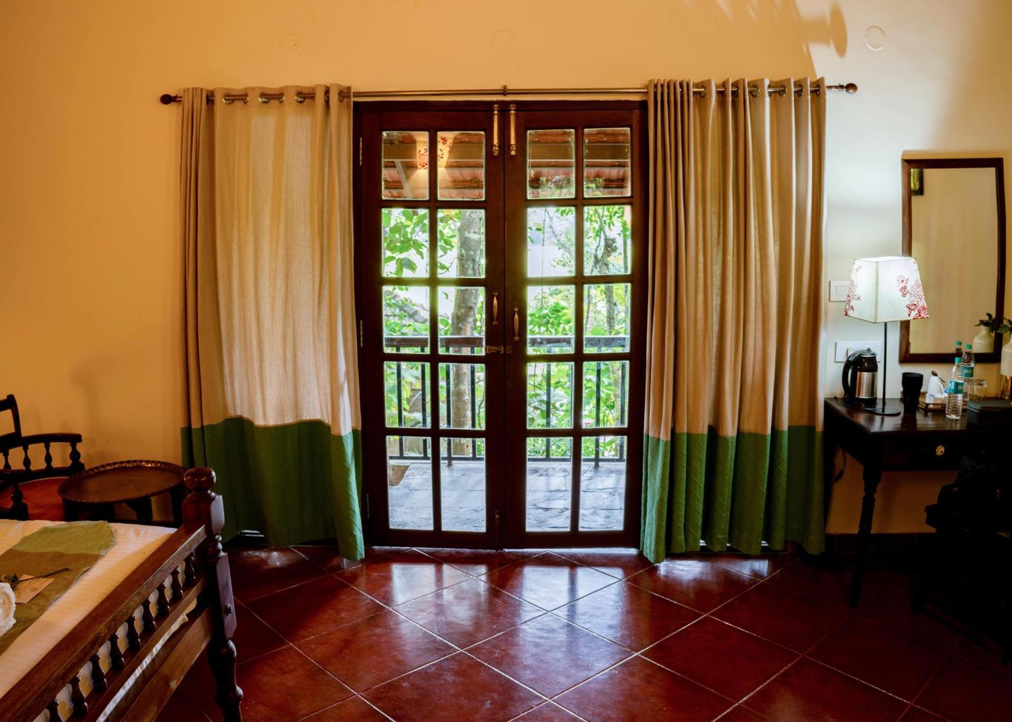 Raindrops Resorts Wayanad Szultán Bathery Kültér fotó